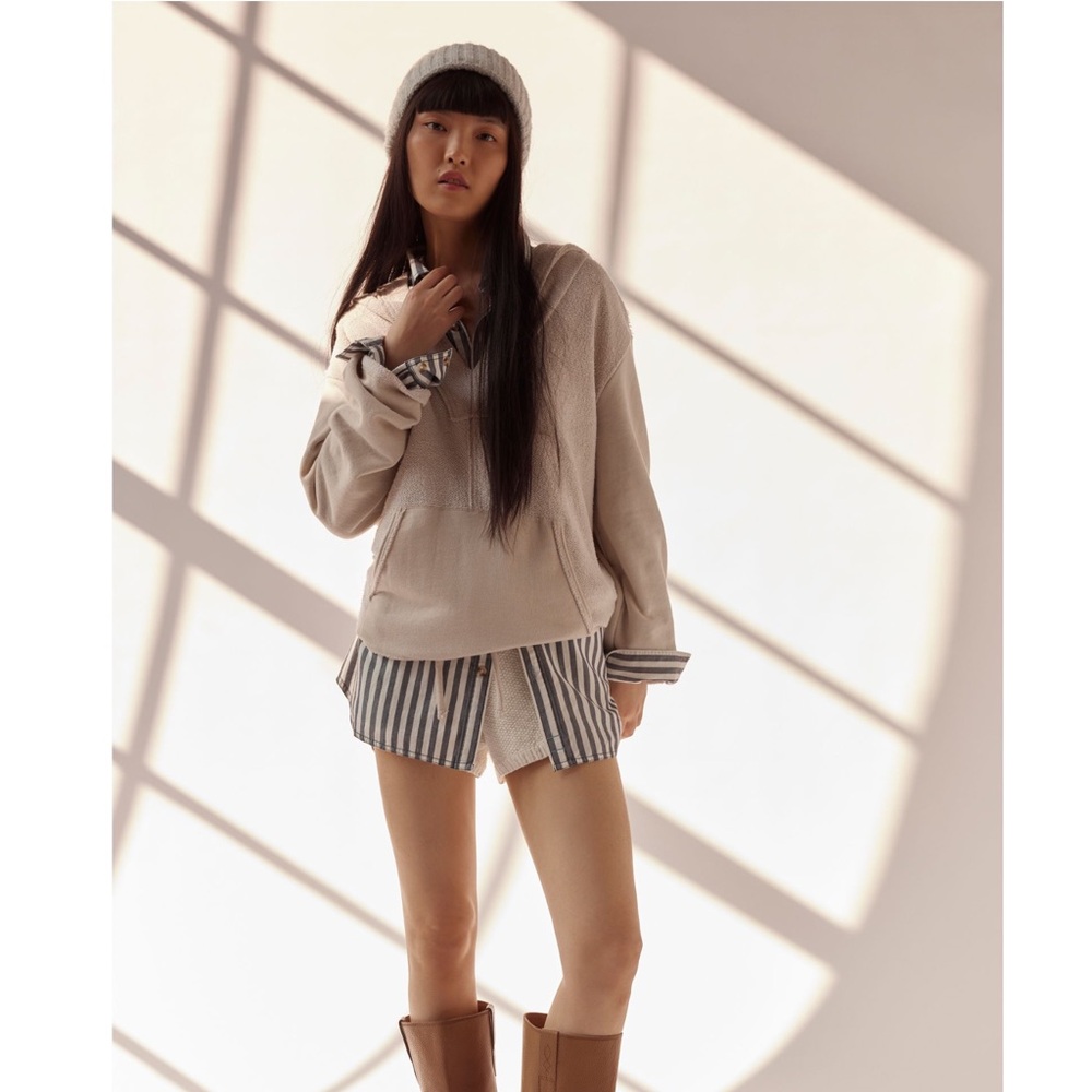 NWOT Free-est Raven Pullover in French Oak Size: XS